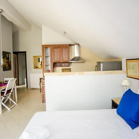 Xenia Ionis Luxury Aparthotel *