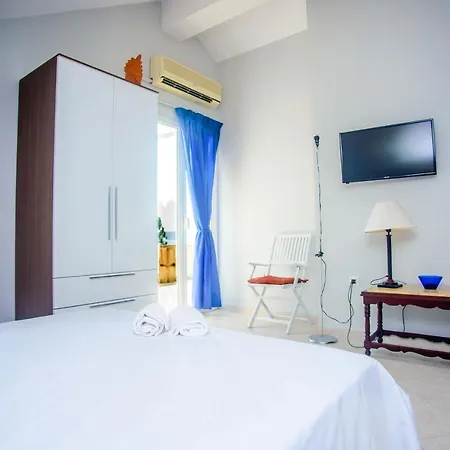 Aparthotel Xenia Ionis Luxury
