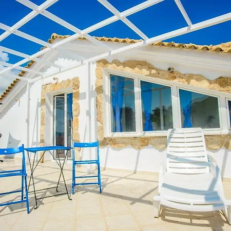 Aparthotel Xenia Ionis Luxury *