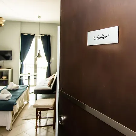 Xenia Ionis Luxury Apart Otel 3*