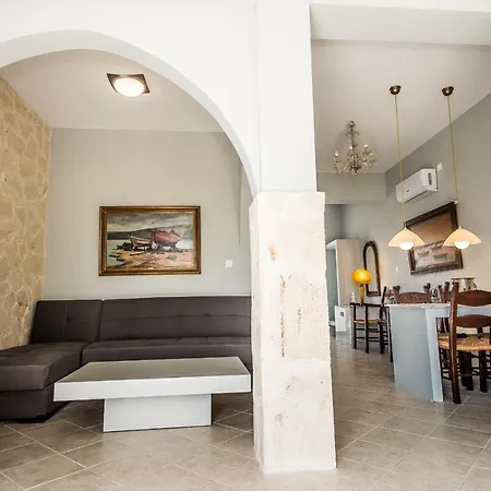 Apart-hotel Xenia Ionis Luxury