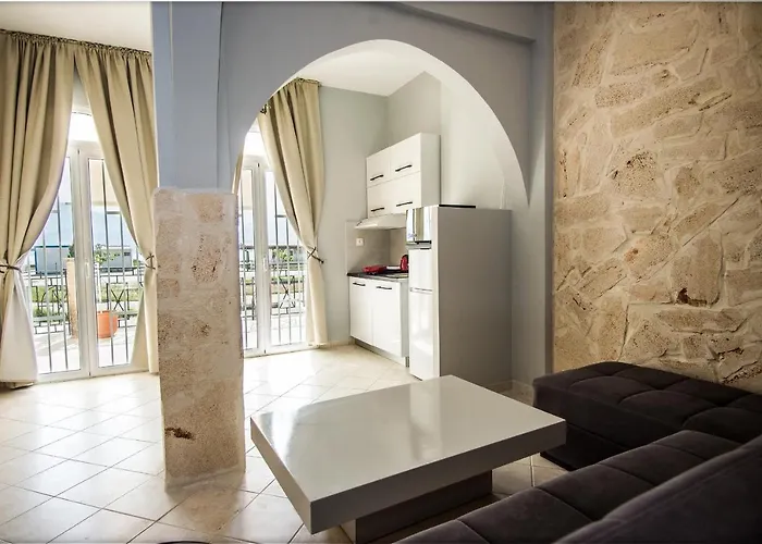 Xenia Ionis Luxury Lixúri