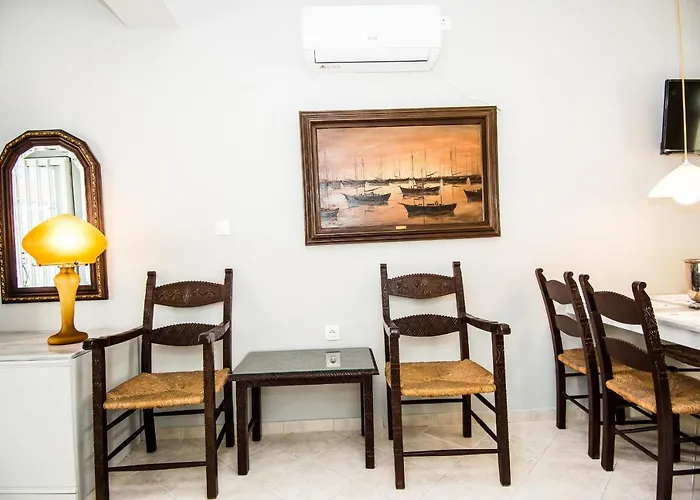 Xenia Ionis Luxury Lixúri