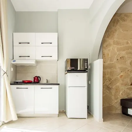 Xenia Ionis Luxury Aparthotel 3*