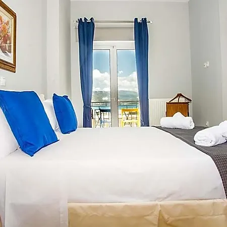 Xenia Ionis Luxury 3*
