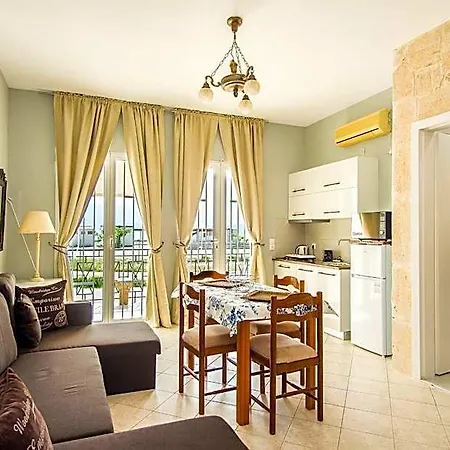 Xenia Ionis Luxury 3*