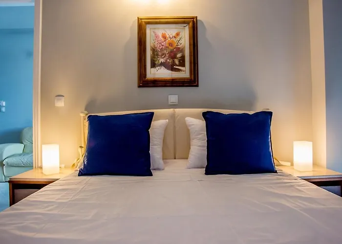 Xenia Ionis Luxury Lixúri